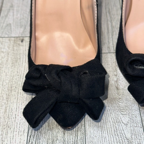 Manolo Blahnik Lisa Suede High-Heel Bow Pump Black size 38✨ - Picture 11 of 16